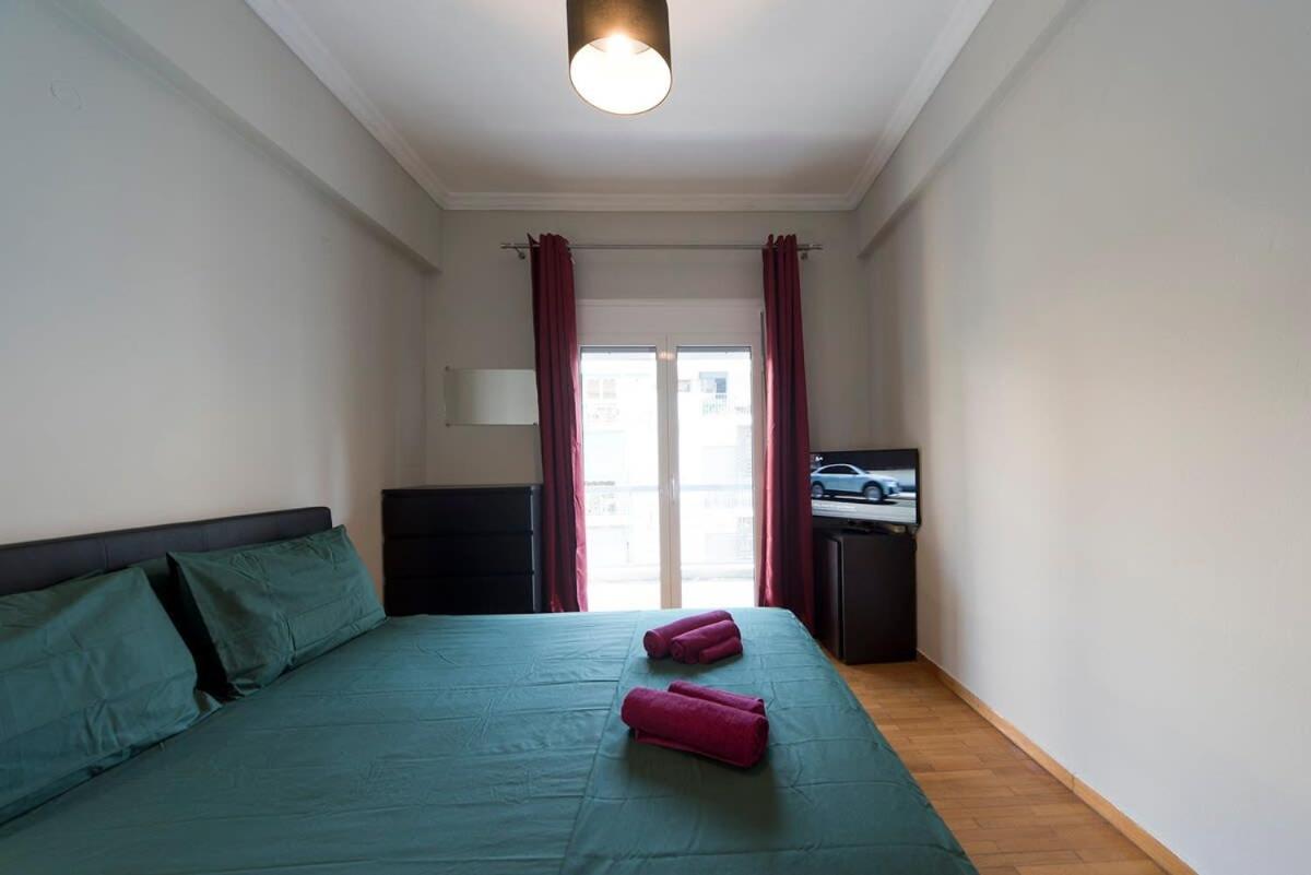 Central Apartment 3' To Metaksourgio Metro Station Athens Luaran gambar