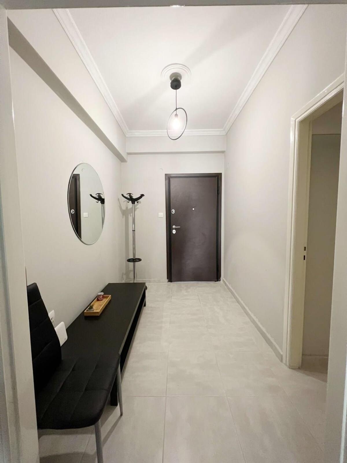 Central Apartment 3' To Metaksourgio Metro Station Athens Luaran gambar