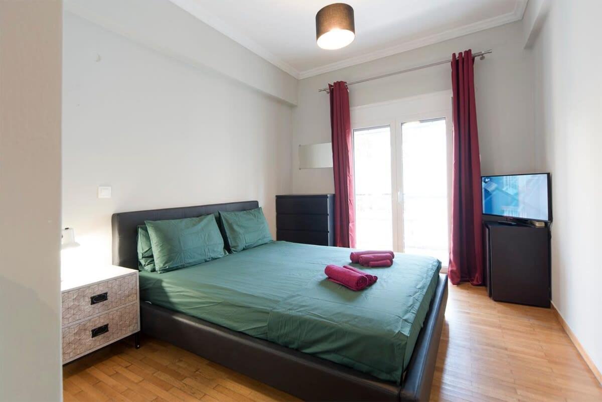 Central Apartment 3' To Metaksourgio Metro Station Athens Luaran gambar